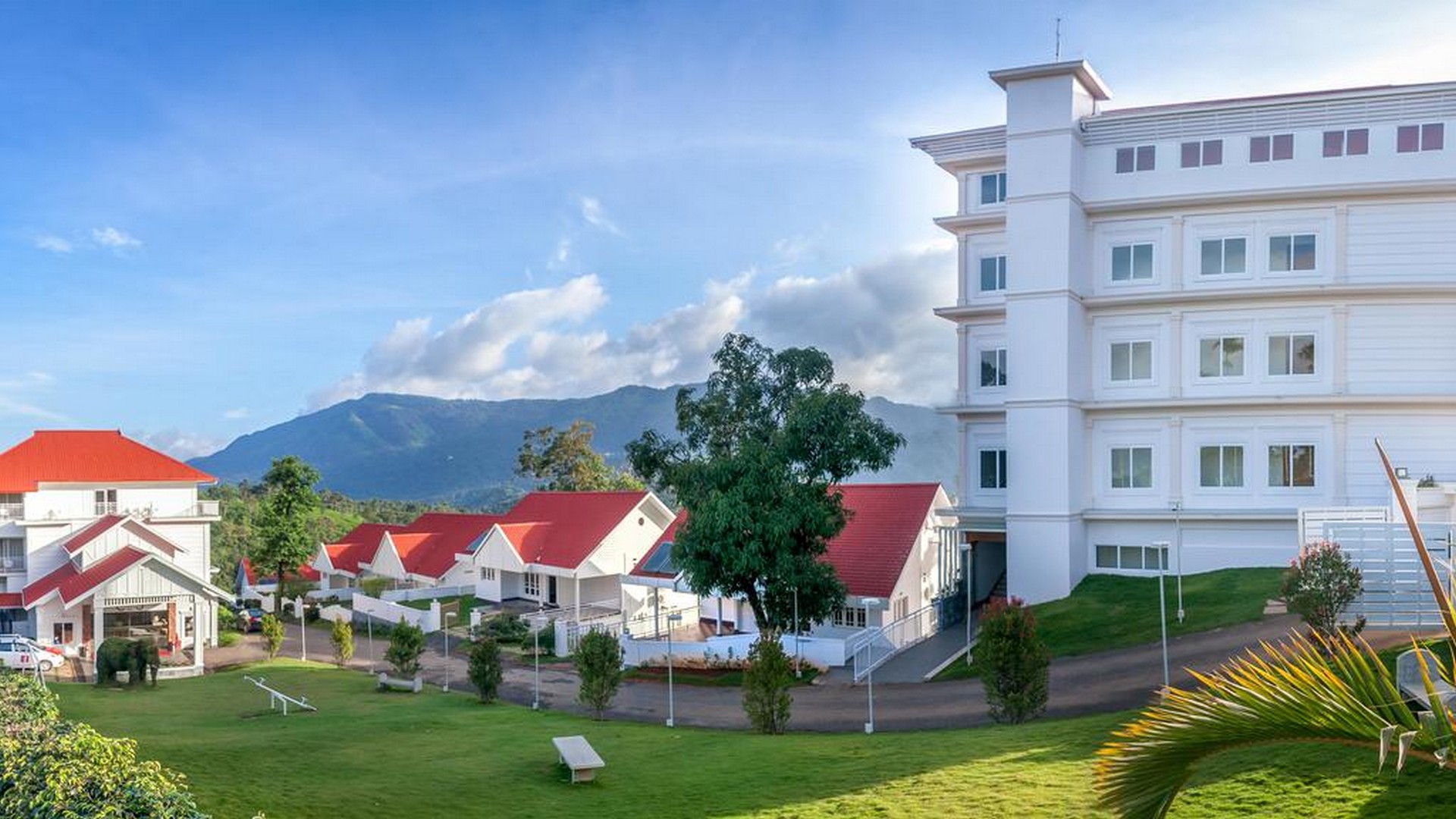 fog-resort-munnar